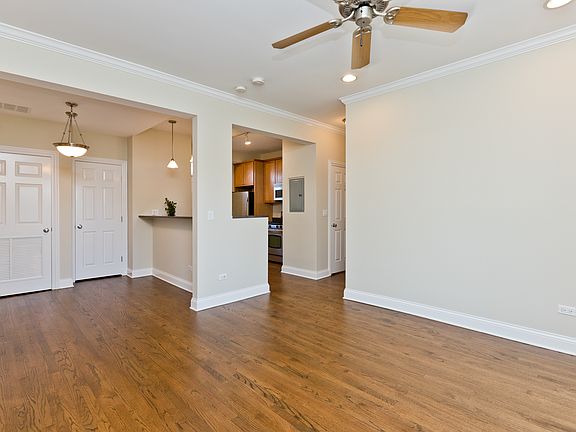 2nd image of 2610 W Leland Ave #3
