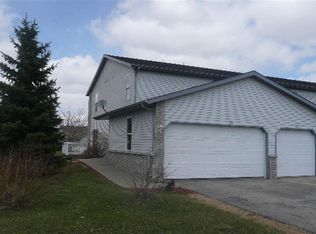 101 E Parkview St, Cottage Grove, WI 53527