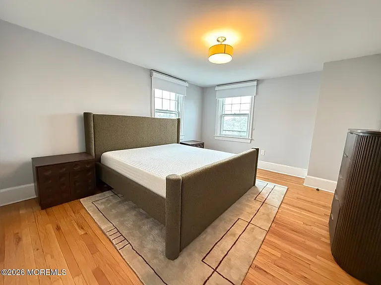 125 Cedar Ave — Photo 24