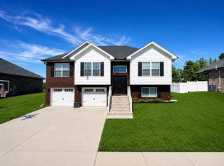 216 Wild Deer Dr, Elizabethtown, KY 42701