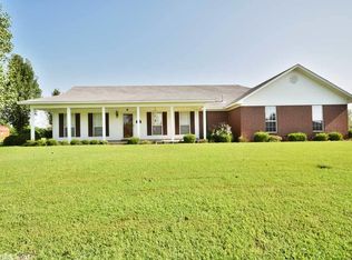 16 Hummingbird Dr, Vilonia, AR 72173