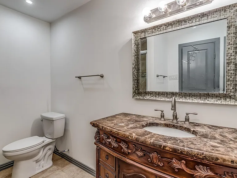 3118 Carlson Dr — Photo 26