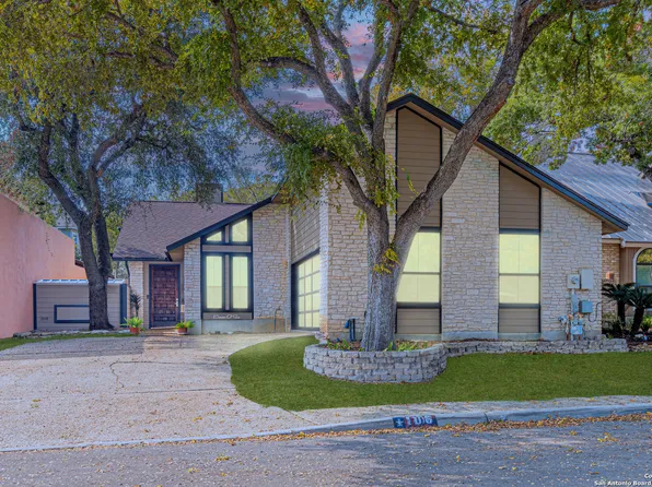 1106 River Vista W, San Antonio, TX 78216