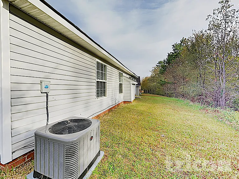 2008 Sunset Village Dr — Photo 13