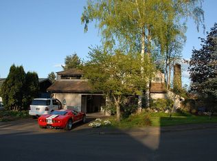 380 Lodenquai Ln, Eugene, OR 97404