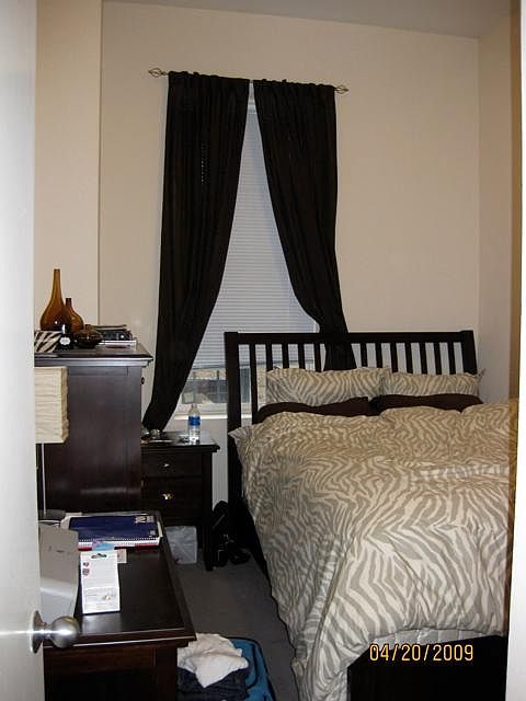 1st image of 2112 N Kenmore Ave APT 1F