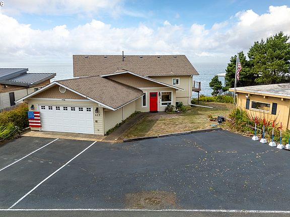 2nd image of 605 SW Coast Ave