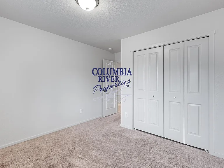 7104 NE 13th Ave — Photo 9
