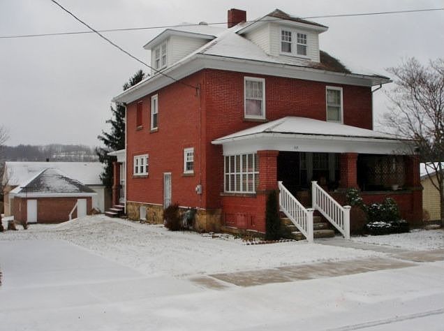 1st image of 513 Cherry St