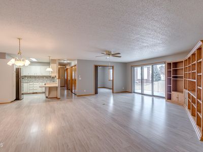 3305 Montreal St APT 202, Bismarck, ND, 58503