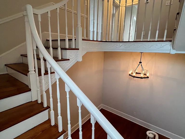 151 W Maple Ave #5 — Photo 10