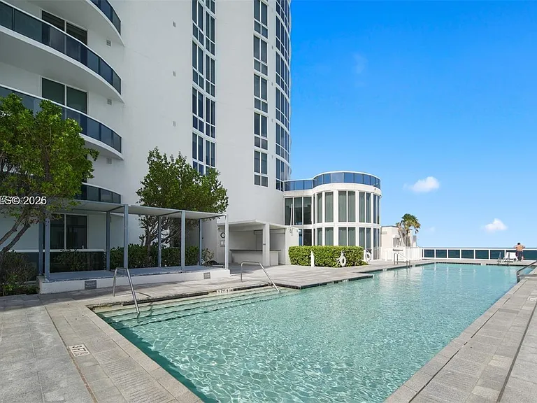16001 Collins Ave #1106 — Photo 40