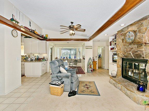 3rd image of 9380 Warwick Dr