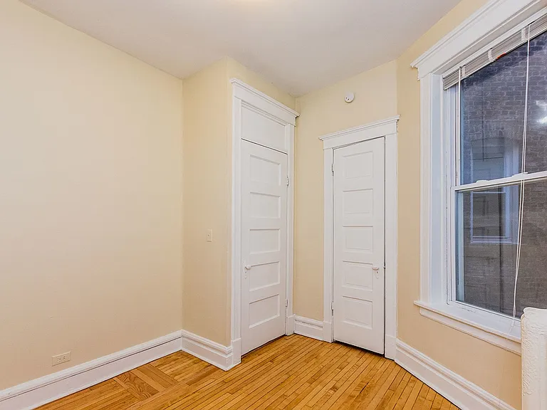 1206 W Lexington St — Photo 8