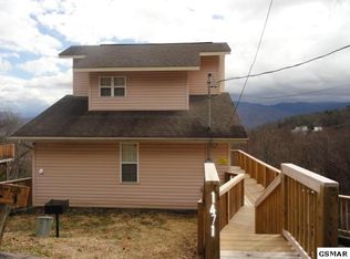 1471 Zurich Rd, Gatlinburg, TN 37738