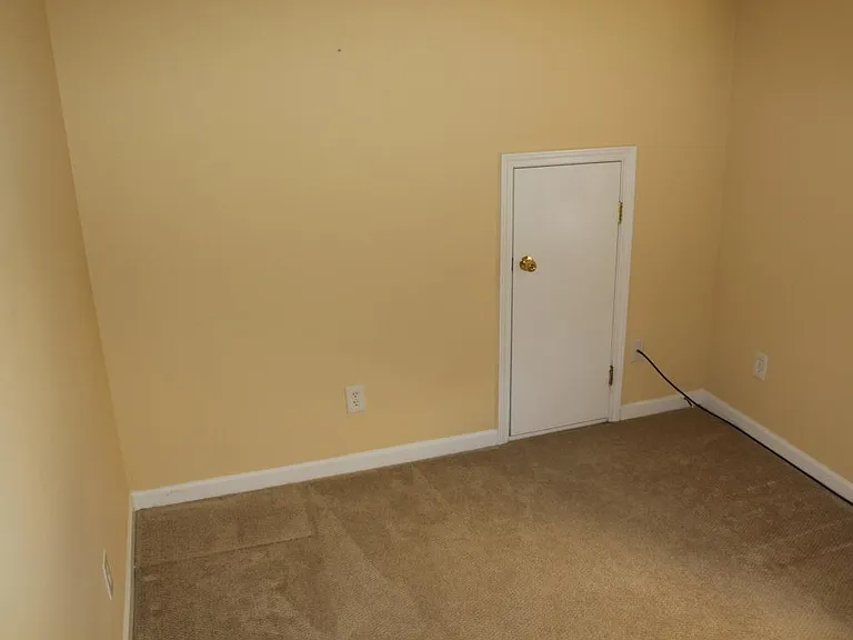 Office/Study/Play room upstrais
