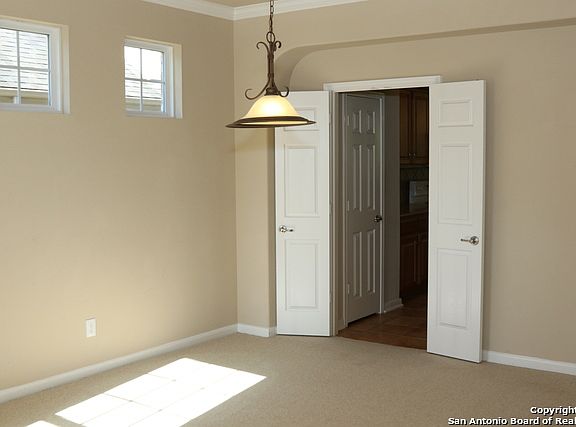 4th image of 25319 Bunker Dr
