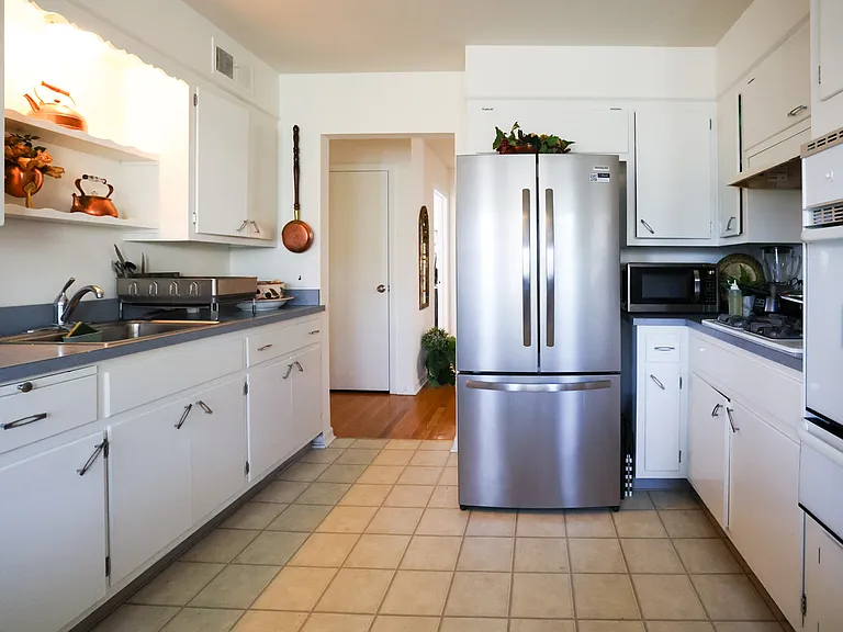 118 Diamond Bridge Ave #1 — Photo 9