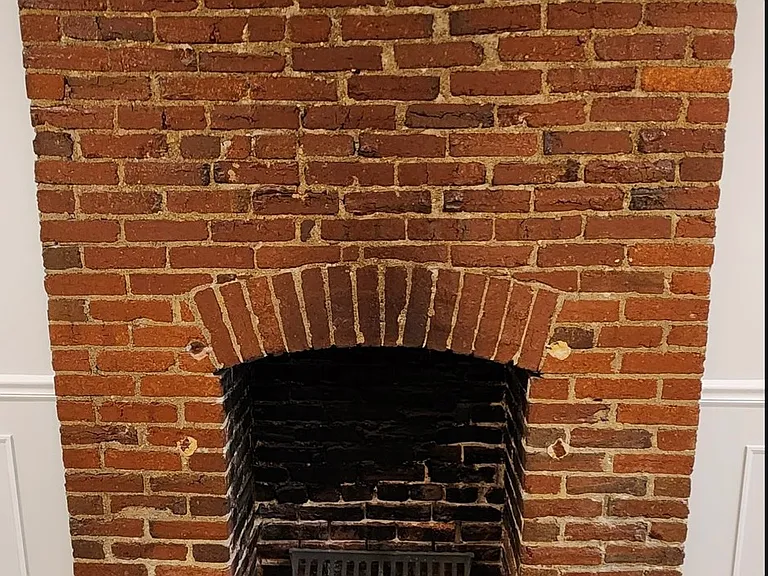1758 Swann St NW #B — Photo 6