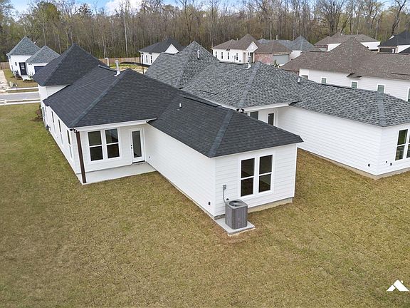 3rd image of 575 Turnstone Ave