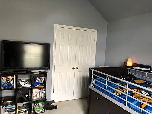 5th image of 356 Elmwood Dr