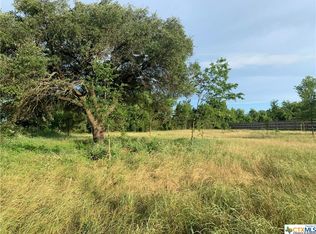 445 Creekside Dr, Belton, TX 76513