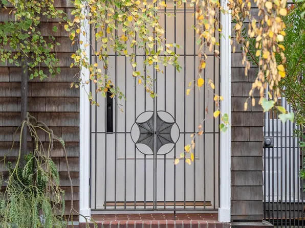 2550 Baker St, San Francisco, CA 94123