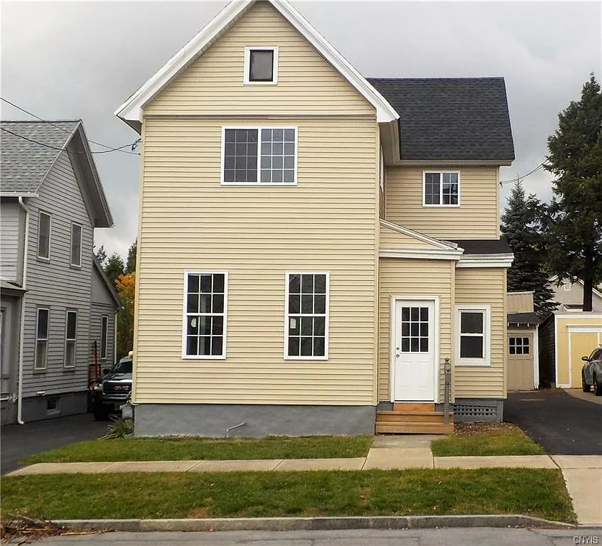 808 Chestnut St photo 1