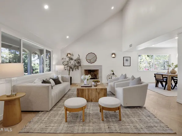 22460 Cairnloch St, Calabasas, CA 91302