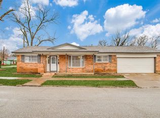 822 S Throckmorton St, Sherman, TX 75090