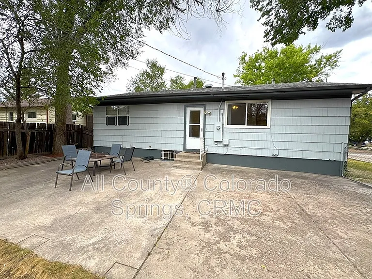 1515 Eagle View Dr — Photo 31