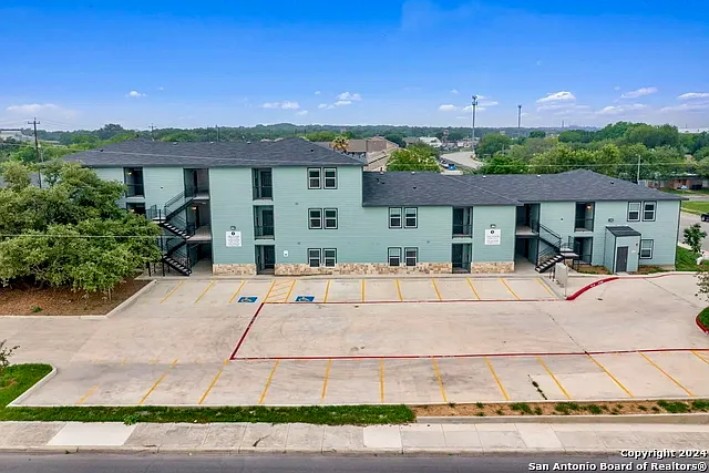 903 Canterbury #1104
