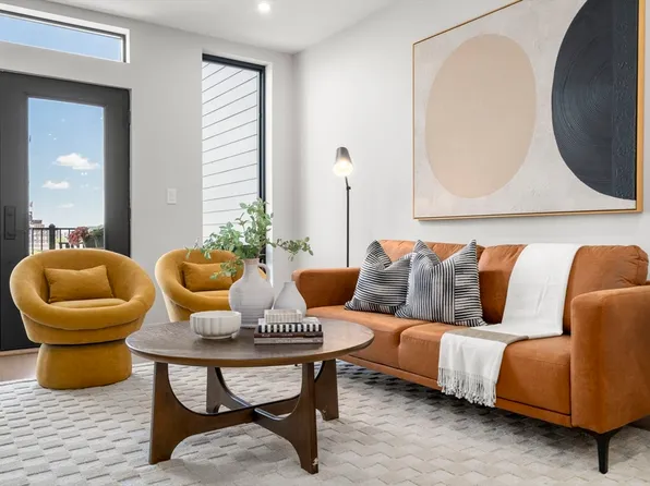 100 Lincoln St #207, Brighton, MA 02135