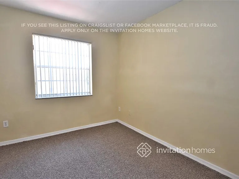12768 SW 49th Ct — Photo 11