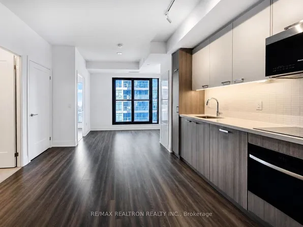 20 Soudan Ave #1109, Toronto, ON M4S 0E2