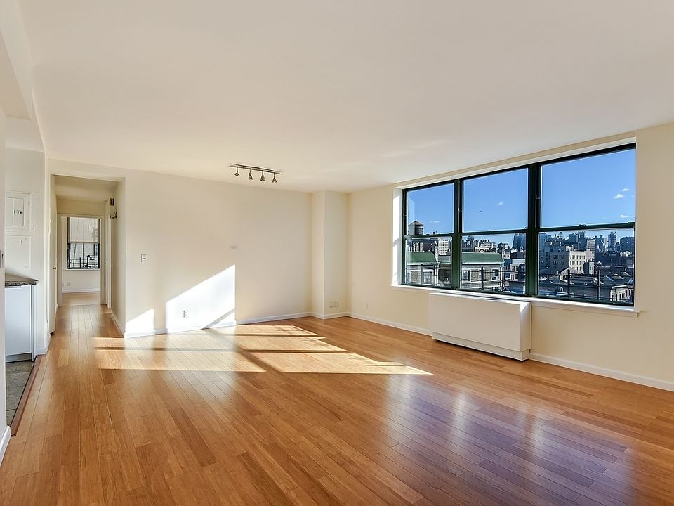 1st image of 2250 Broadway APT 11D