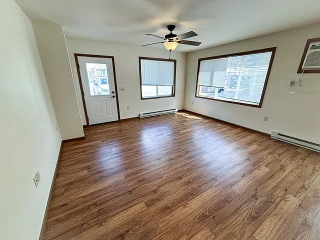 Building Photo - 161 Marrs St #3