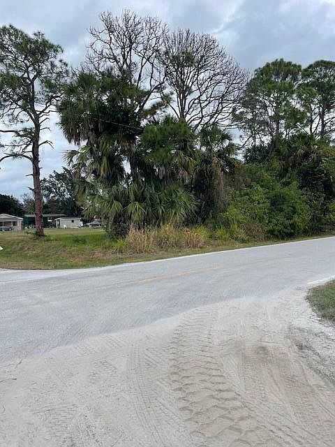1st image of Xxx N 45th Street