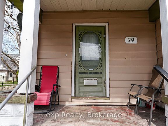 3rd image of 79 Albert St S