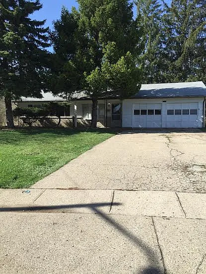 3968 Richelieu Rd photo 1