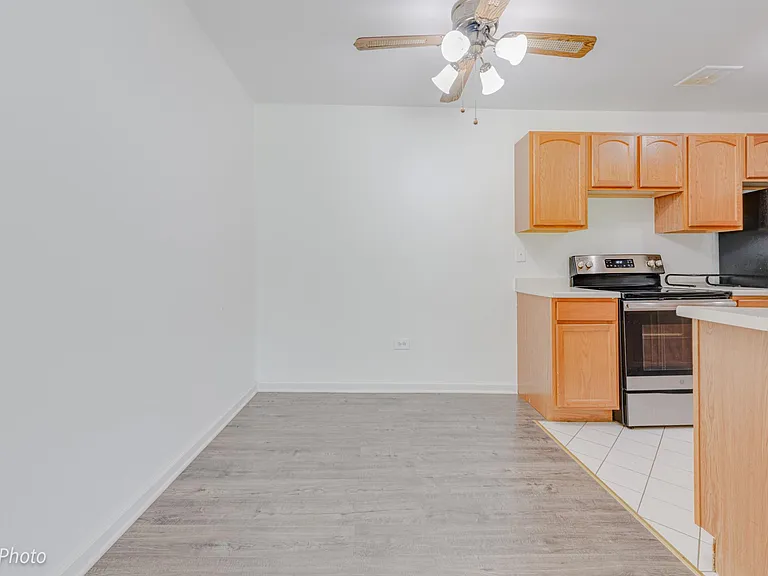7413 Brookdale Dr #107 — Photo 11