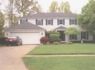 24531 Wildwood Dr, Westlake, OH