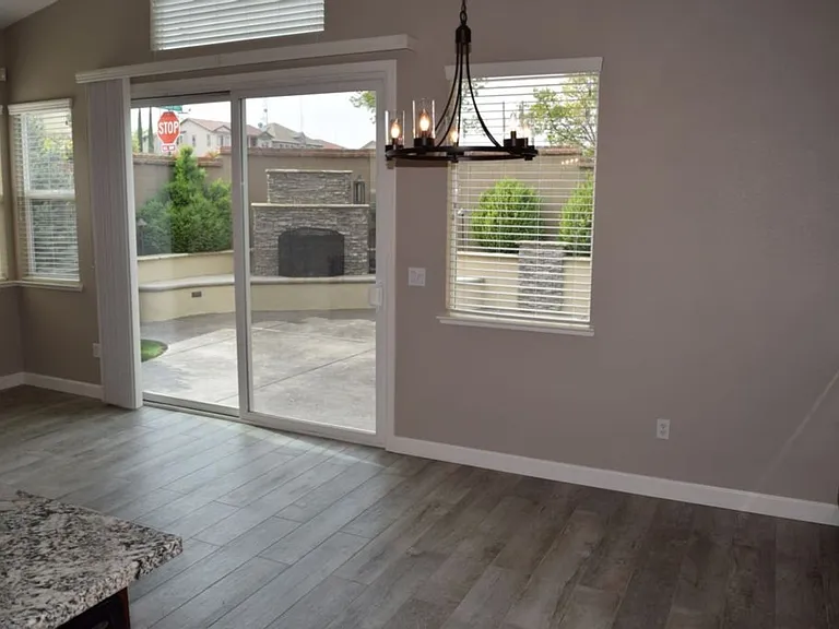 1902 Horseshoe Glen Cir — Photo 13