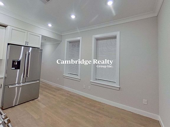 2nd image of 47 Englewood Ave #2T