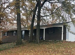 4352 Brucene Dr, Alton, IL 62002