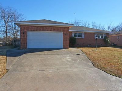 2111 S 107th East Ave, Tulsa, OK, 74129