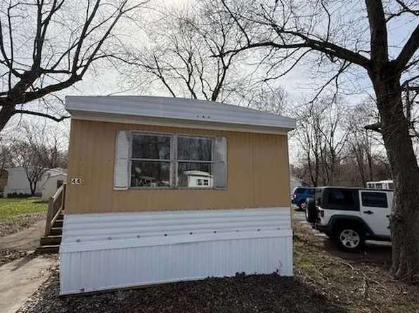 1216 S Bloomington St #44, Greencastle, IN 46135