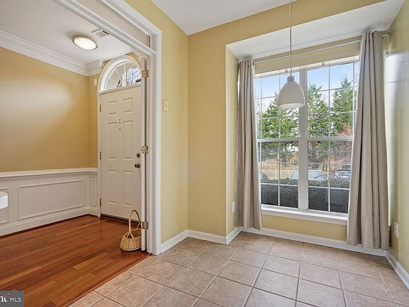 5th image of 4106 Vanderbilt Ct