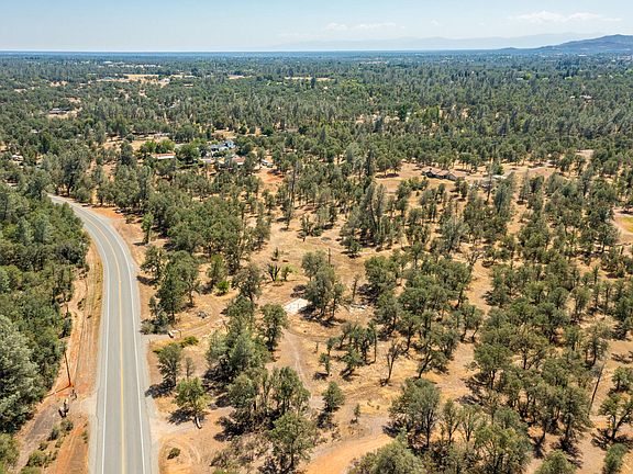 5th image of 12180 Old Oregon Trl