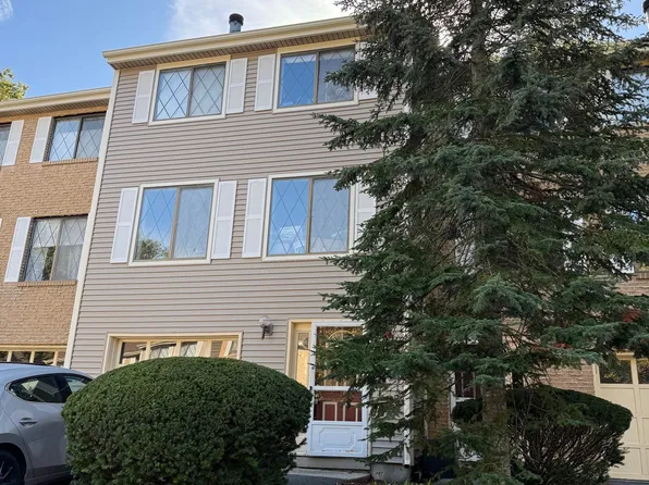 15 Joston Drive, Merrimack, NH 03054